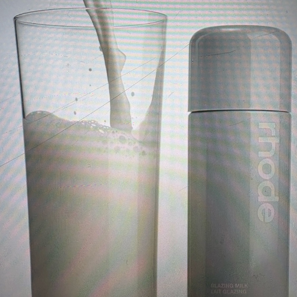 RHODE Glazing Milk/Ceramide Facial Essence